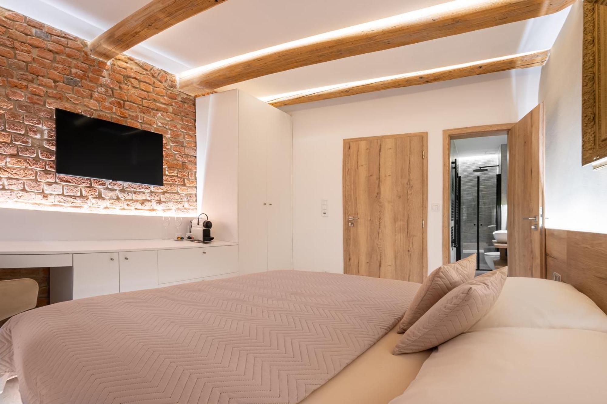 White Wolf Boutique Apartments Olomouc Exterior foto